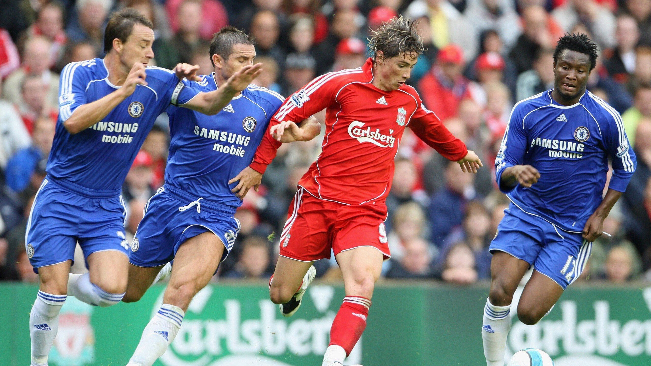 《堡垒之夜》新玩法挑战赛火热开启,玩家创新不断,堡垒之夜来看看这些战士